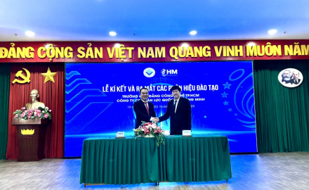 LỄ KÝ KẾT GIỮA NHÀ TRƯỜNG VÀ CÔNG TY NHÂN LỰC HOÀNG MINH