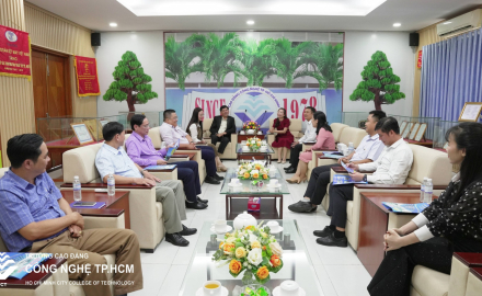 TRƯỜNG CAO ĐẲNG CÔNG NGHỆ TP. HCM KÝ KẾT HỢP TÁC VỚI TRƯỜNG TRUNG CẤP KỸ THUẬT VÀ NGHIỆP VỤ CÔNG ĐOÀN BÌNH DƯƠNG