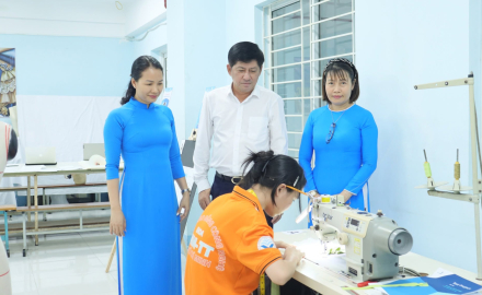 HAI SINH VIÊN NGÀNH CÔNG NGHỆ MAY THỜI TRANG HCT THAM GIA KỲ SÁT HẠCH TUYỂN CHỌN ĐẠI DIỆN VIỆT NAM DỰ WORLDSKILLS SHANGHAI 2026
