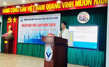 TRƯỜNG CAO ĐẲNG CÔNG NGHỆ TP. HỒ CHÍ MINH TỔ CHỨC NGÀY HỘI VIỆC LÀM NĂM 2024