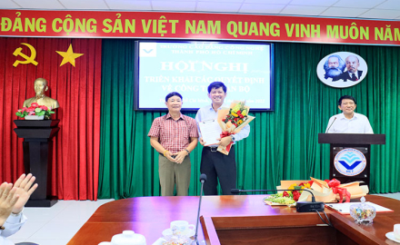 Hội nghị công bố quyết định về công tác cán bộ trường Cao đẳng Công nghệ Thành Phố Hồ Chí Minh