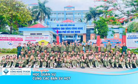 TRẢI NGHIỆM HỌC QUÂN SỰ CÙNG SINH VIÊN HCT