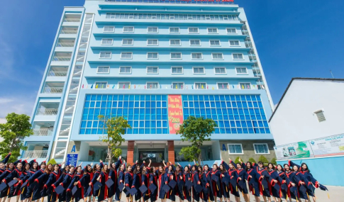 CAO ĐẲNG CÔNG NGHỆ TP. HỒ CHÍ MINH