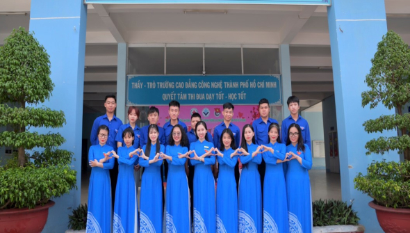 GIỚI THIỆU ĐOÀN THANH NIÊN 