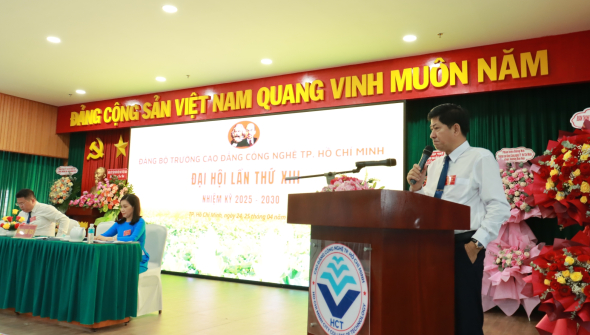 Tổ chức nhân sự Đảng bộ